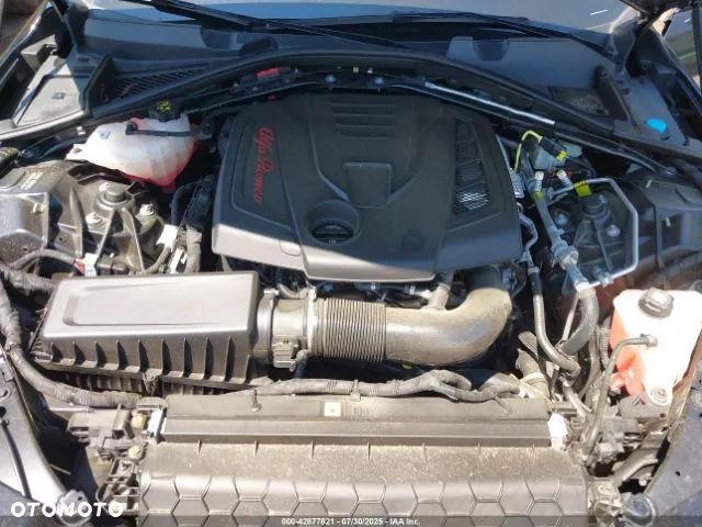 Alfa Romeo Giulia 2.0 Turbo 16V AT8 Veloce Ti - 15
