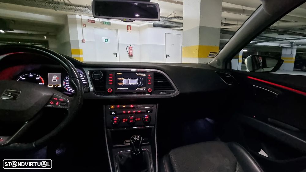 SEAT Leon ST 2.0 TDI FR S/S - 4