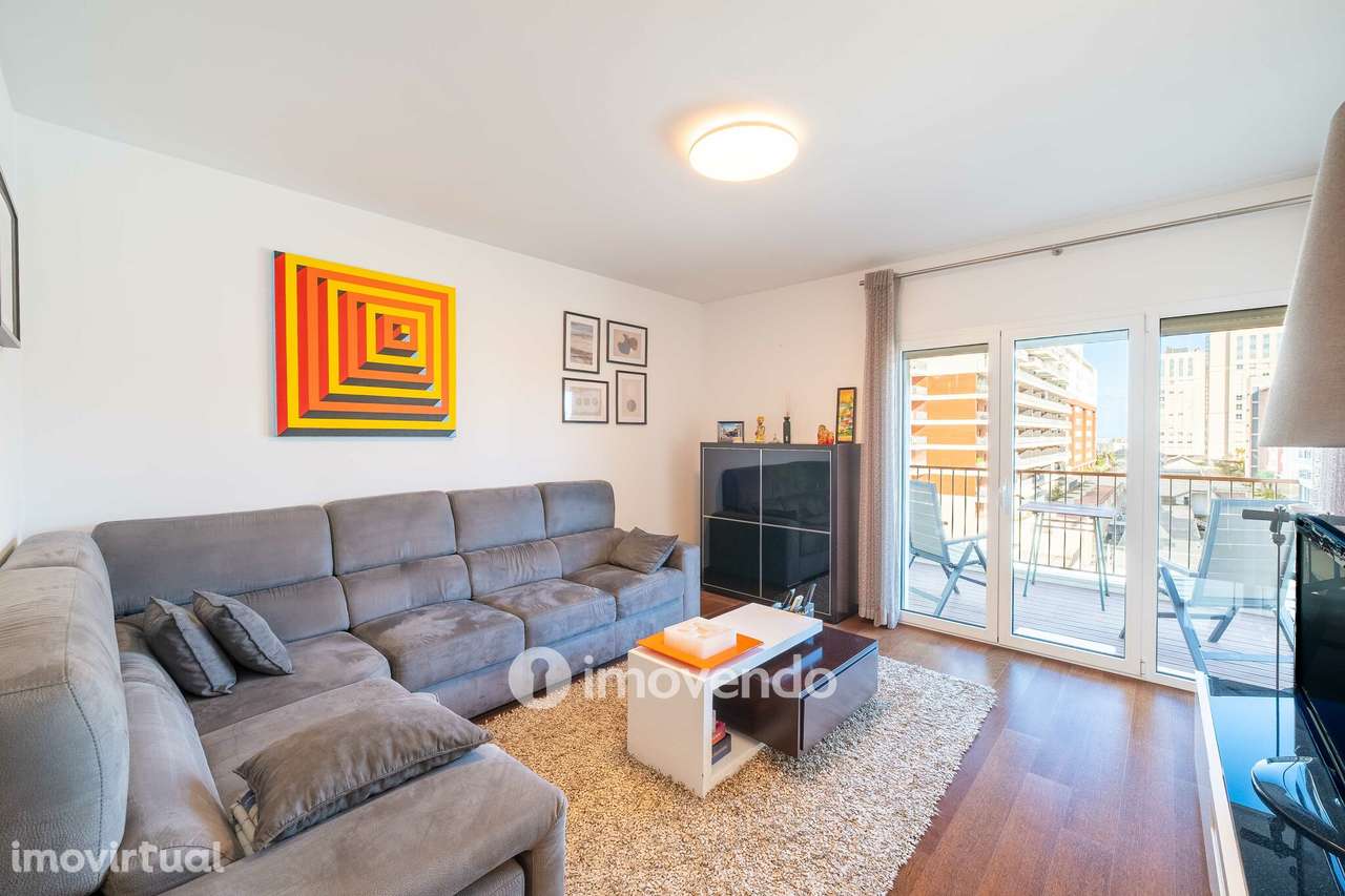 Apartamento T1 moderno e exclusivo, com estacionamento, nos Olivais - Grande imagem: 3/40