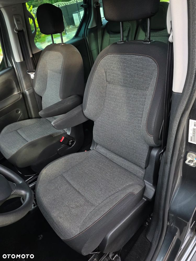 Citroën Berlingo Multispace PureTech 110 SELECTION - 21
