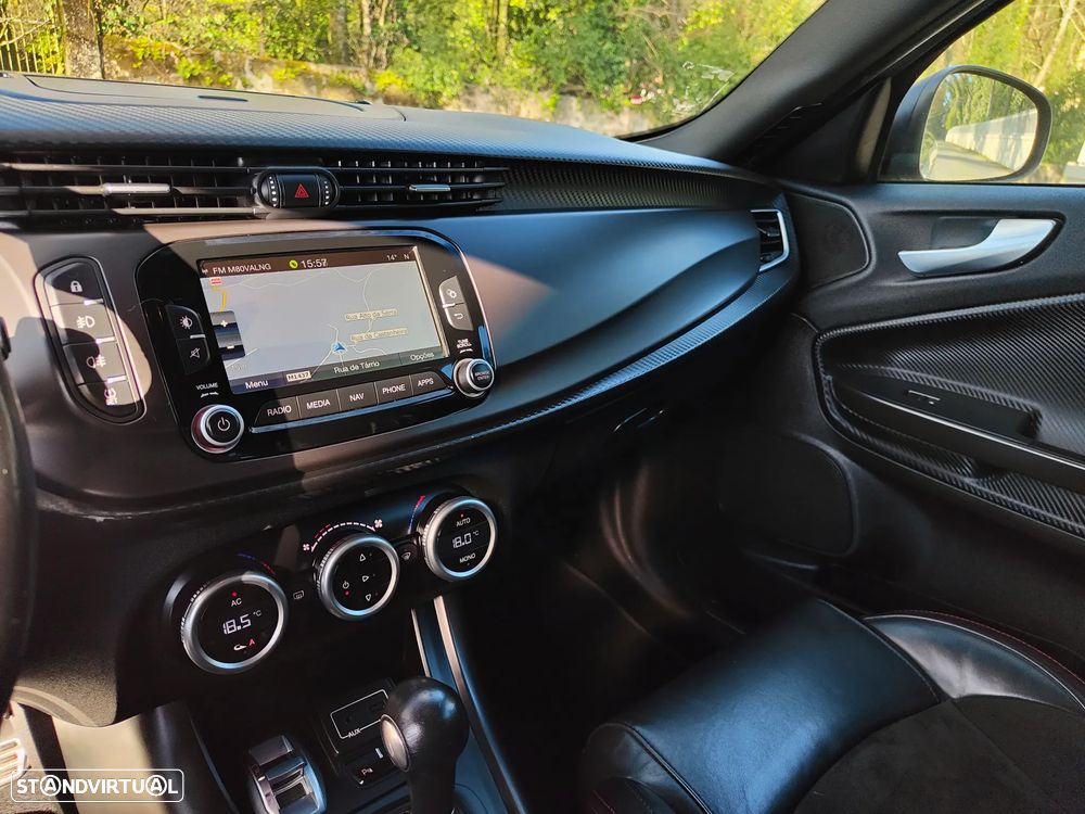 Alfa Romeo Giulietta 1750 TBi Veloce TCT - 12