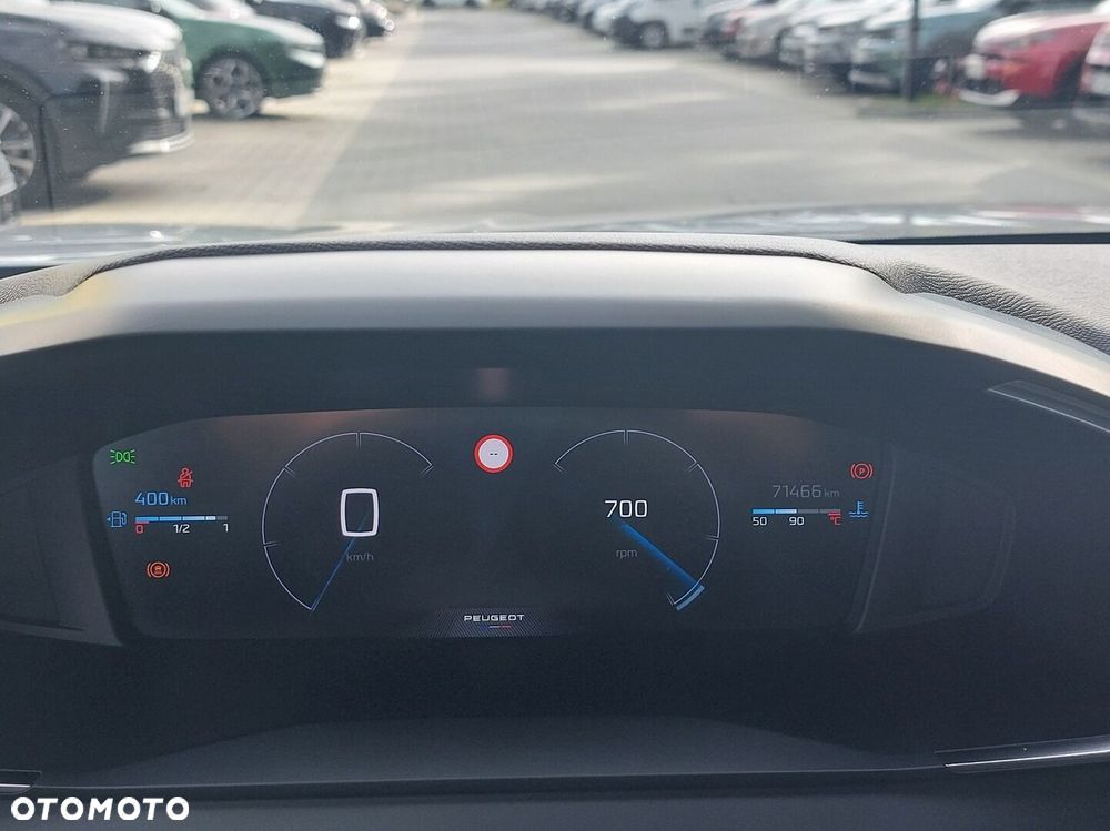 Peugeot 2008 - 17