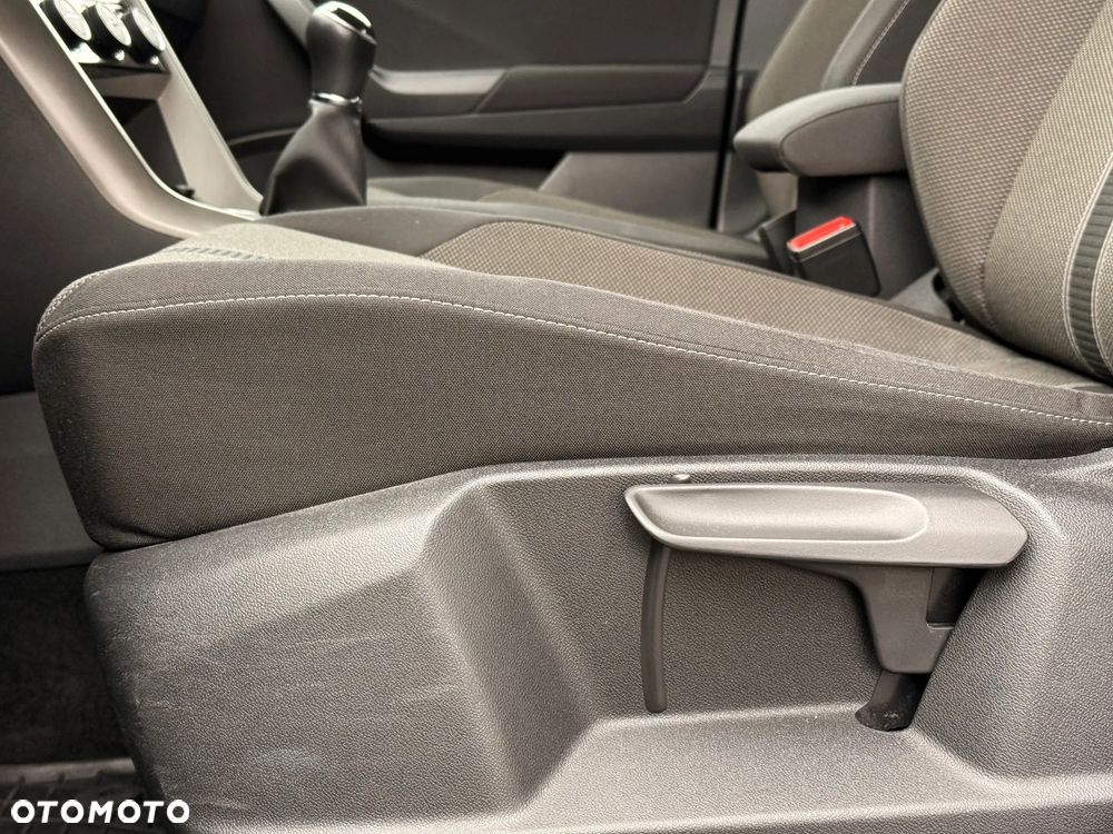 Volkswagen T-Roc 2.0 TDI SCR DPF Advance - 26