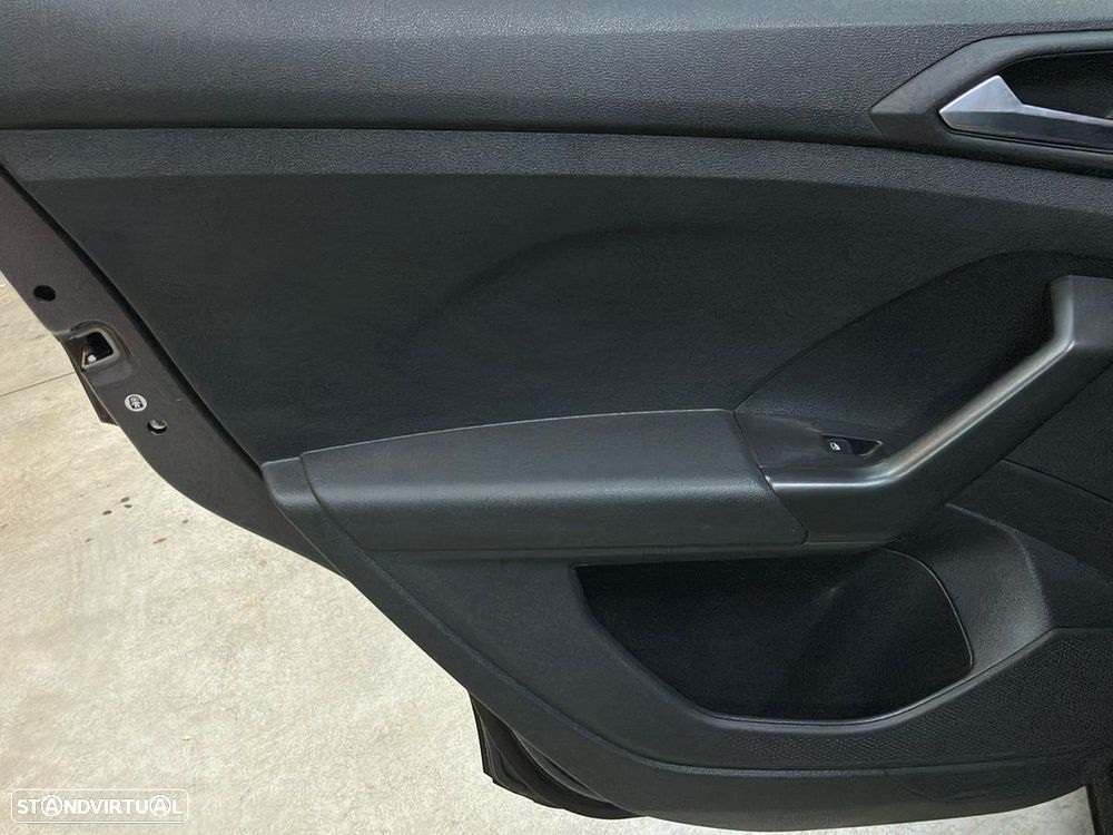 VW T-Cross 1.0 TSI Life - 20