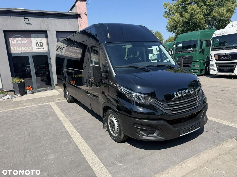 Iveco Daily 35S18A8H V - 2