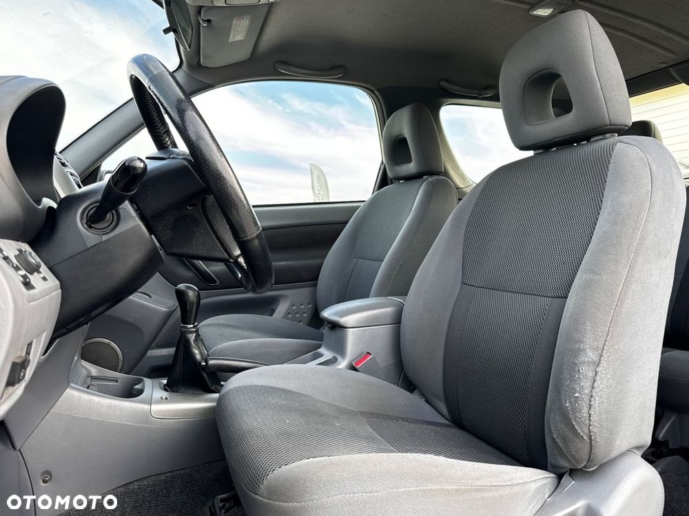 Toyota RAV4 - 13