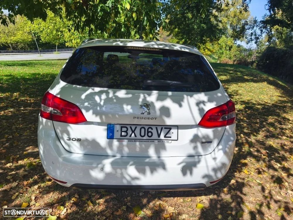 Peugeot 308 SW 1.6 HDi Allure - 16