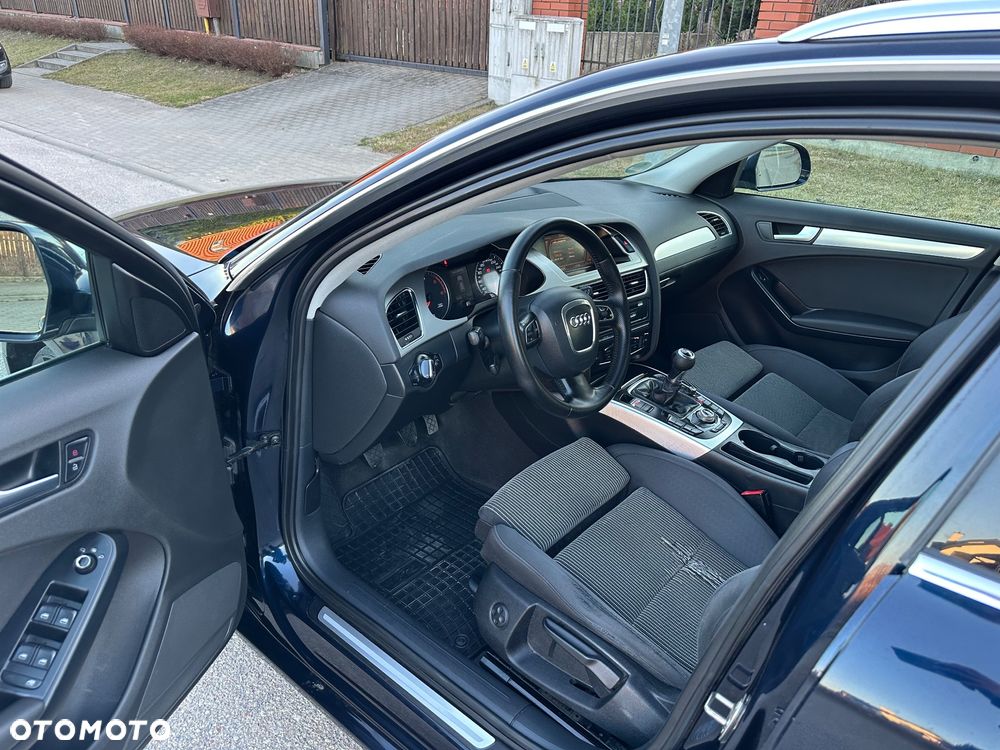 Audi A4 Avant 2.0 TDI - 14