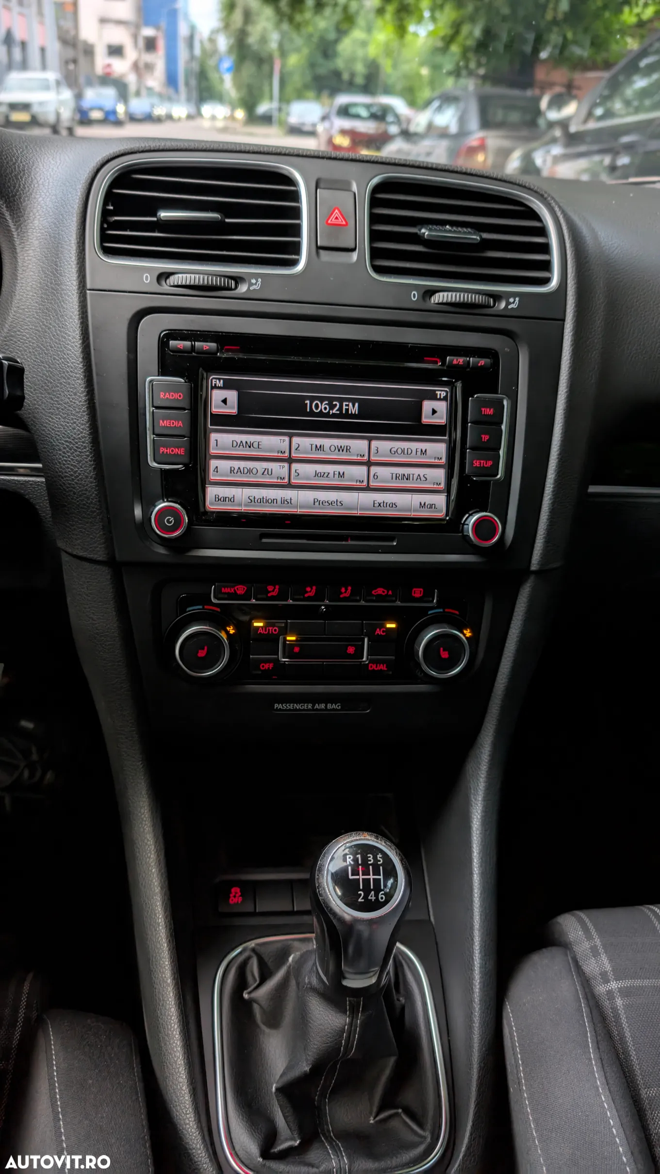 Volkswagen Golf 2.0 DPF GTD - 2