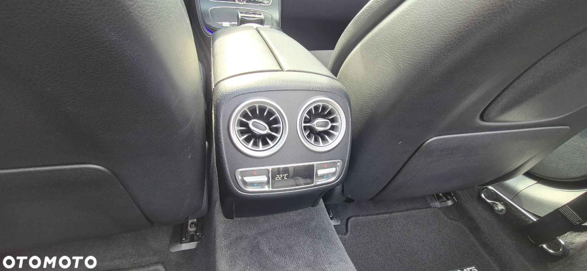 Mercedes-Benz Klasa E 300 Cabrio 9G-TRONIC AMG Line - 23
