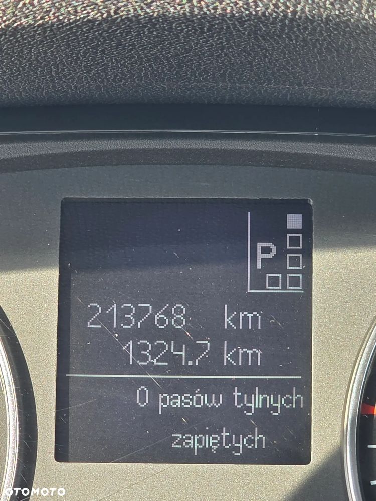Renault Laguna 2.0 dCi Bose Edition - 39