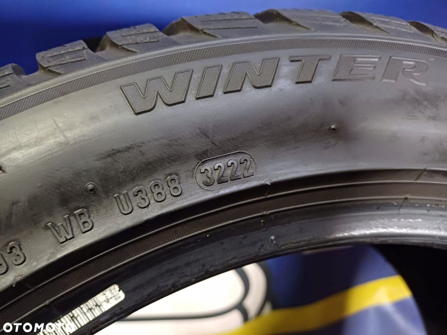 PIRELLI WINTER SOTTOZERO 3 235/45 R18 94V - 3