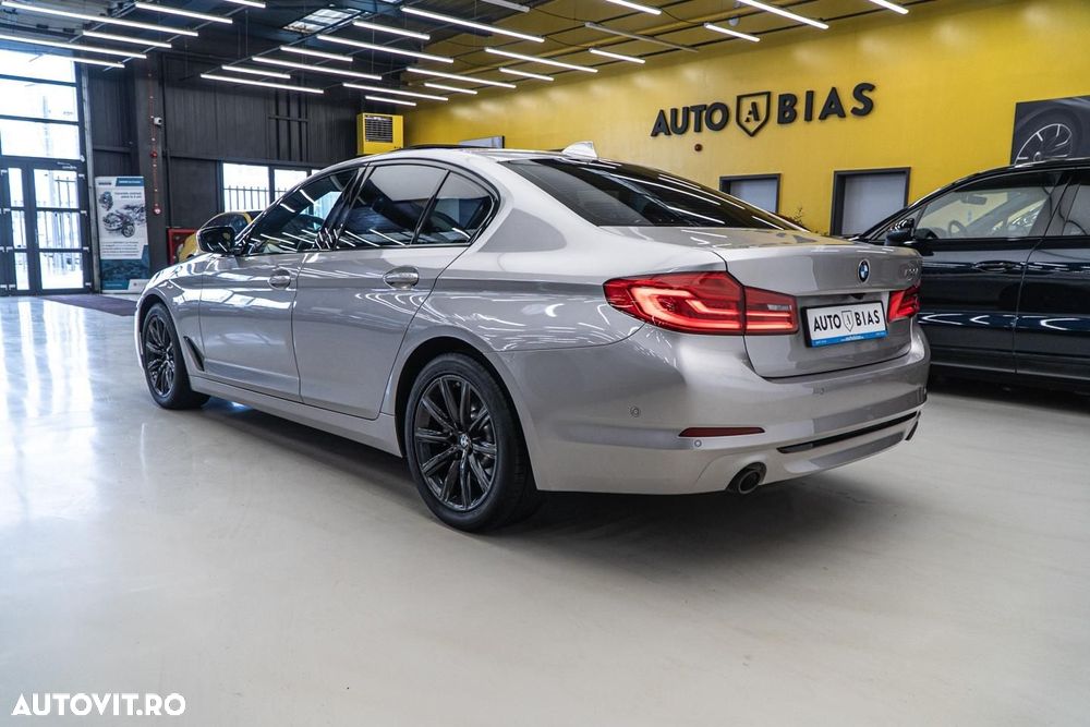 BMW Seria 5 530i Aut. Sport Line - 6