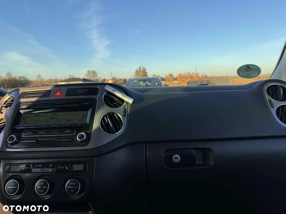 Volkswagen Tiguan - 13