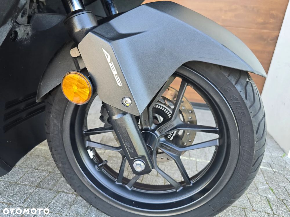 Honda NSS - 25