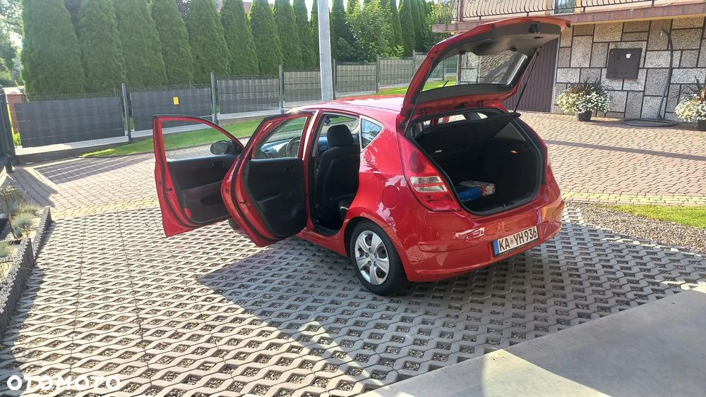 Hyundai i30 1.4 Blue Classic - 21