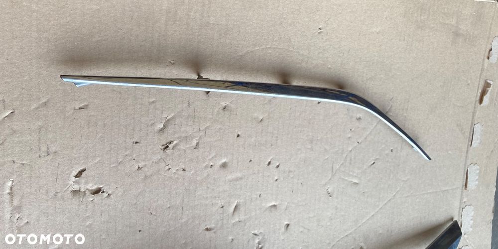 TOYOTA AURIS 2 II LEWA LISTWA CHROM GRILLA GRILA ATRAPY CHŁODNICY  GRILL ATRAPA Listwa chromowana 53122-02130 - 1