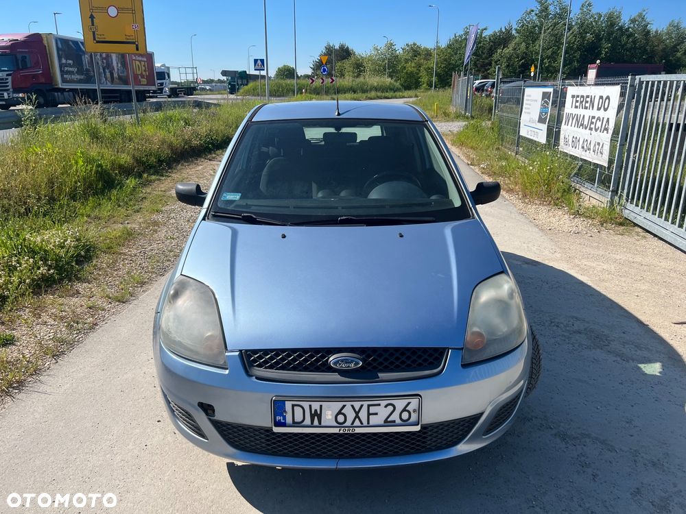Ford Fiesta 1.4 TDCI Ambiente - 2