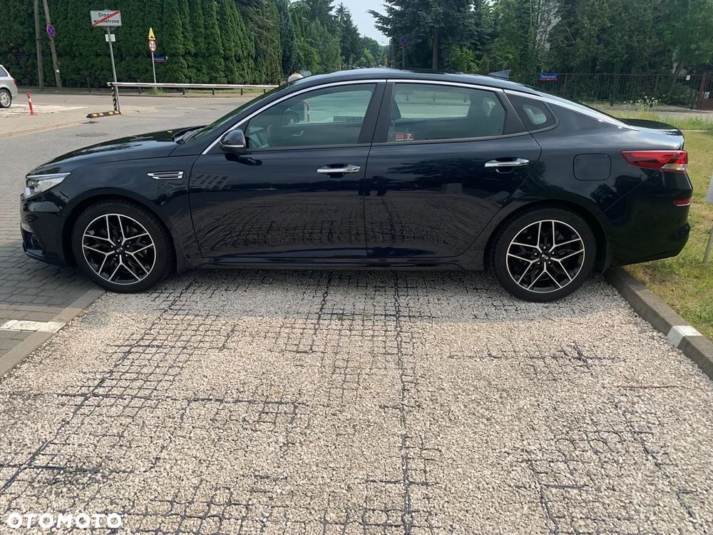 Kia Optima - 12