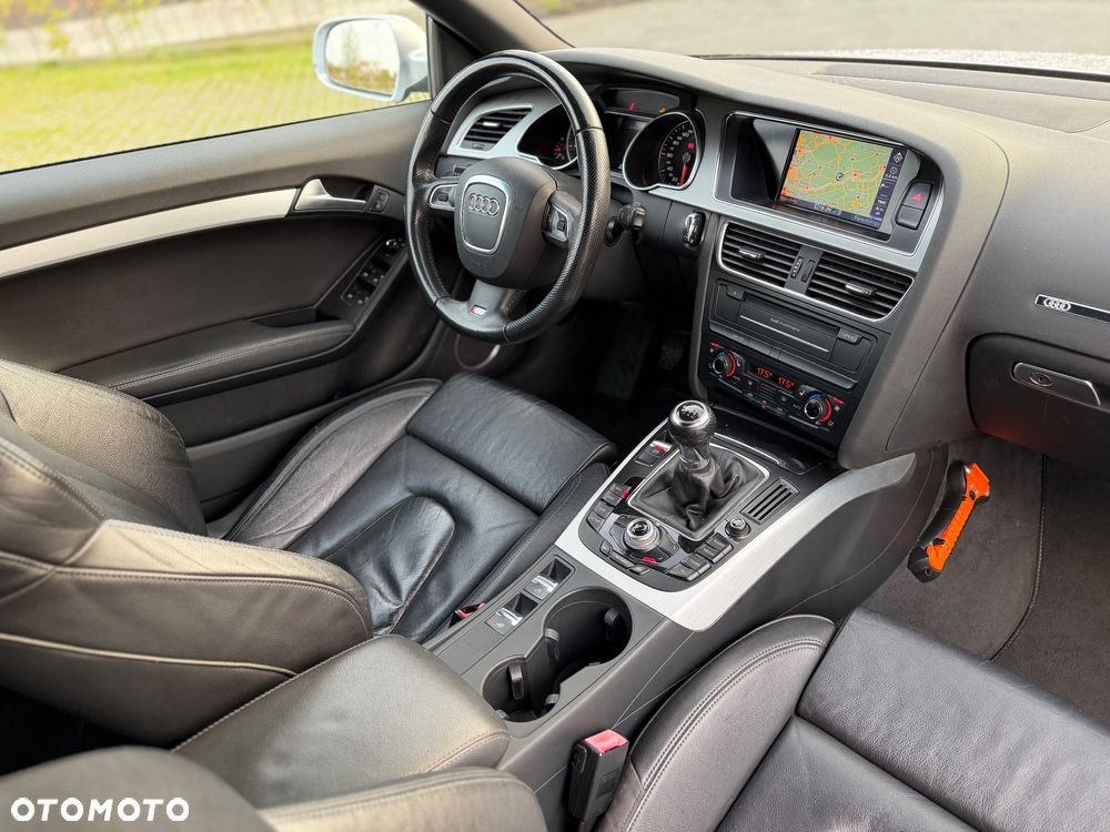 Audi A5 Cabrio - 26