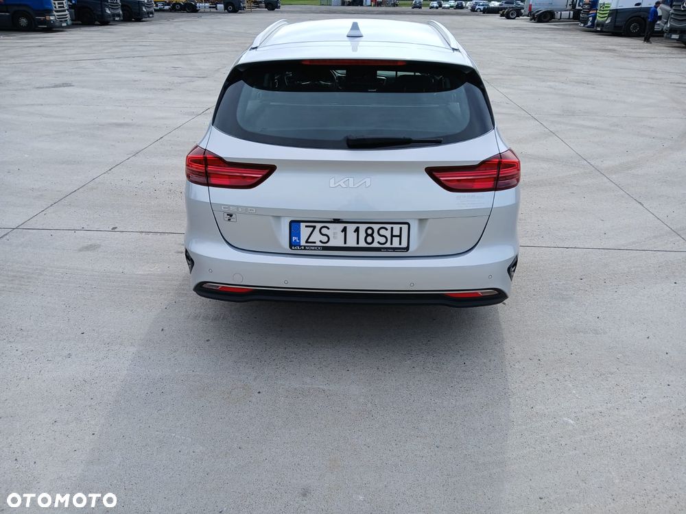 Kia Ceed 1.6 CRDi Vision - 3