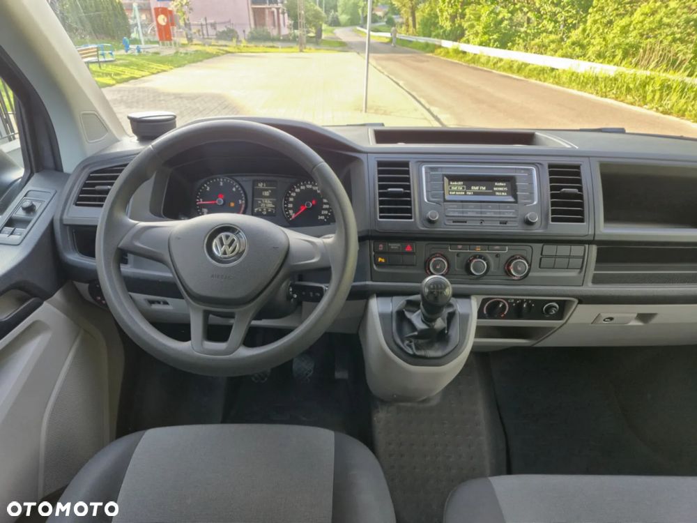 Volkswagen Transporter Lang - 10