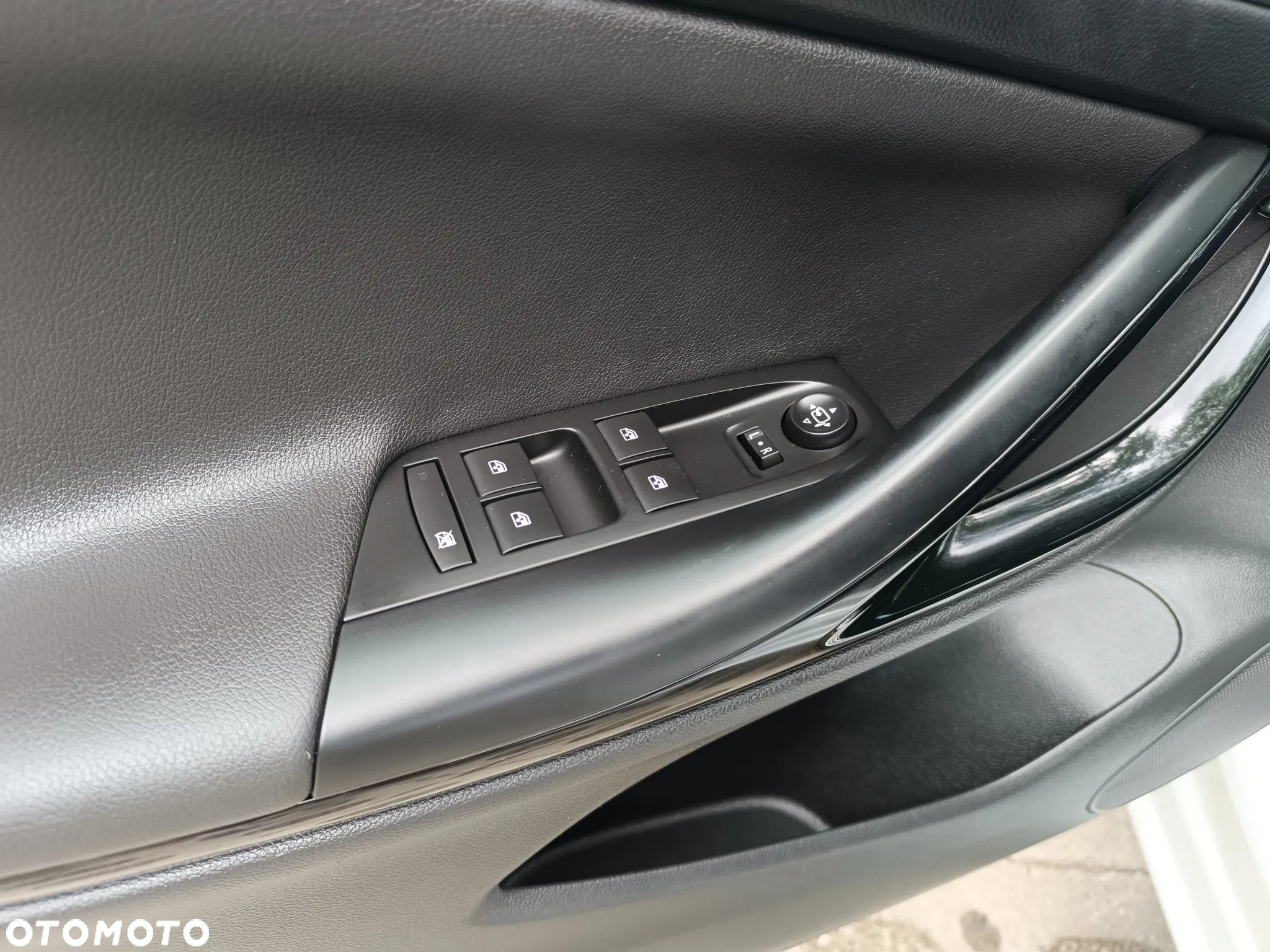 Opel Astra 1.4 Turbo Active - 25