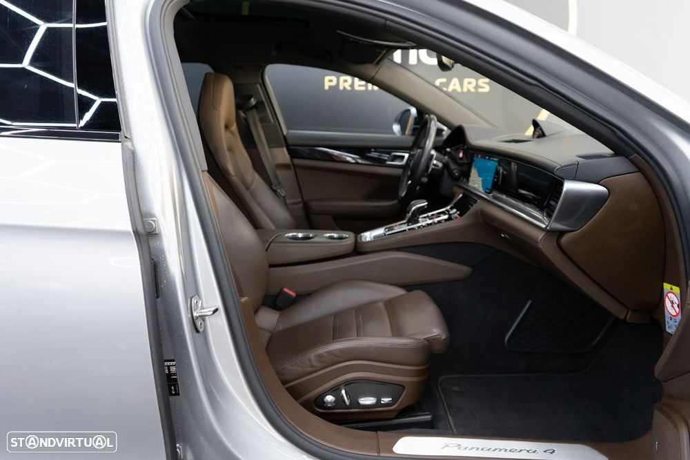 Porsche Panamera Sport Turismo 4 E-Hybrid - 7