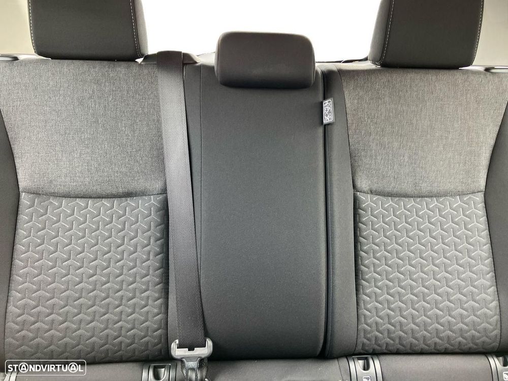 Toyota Yaris Cross - 18