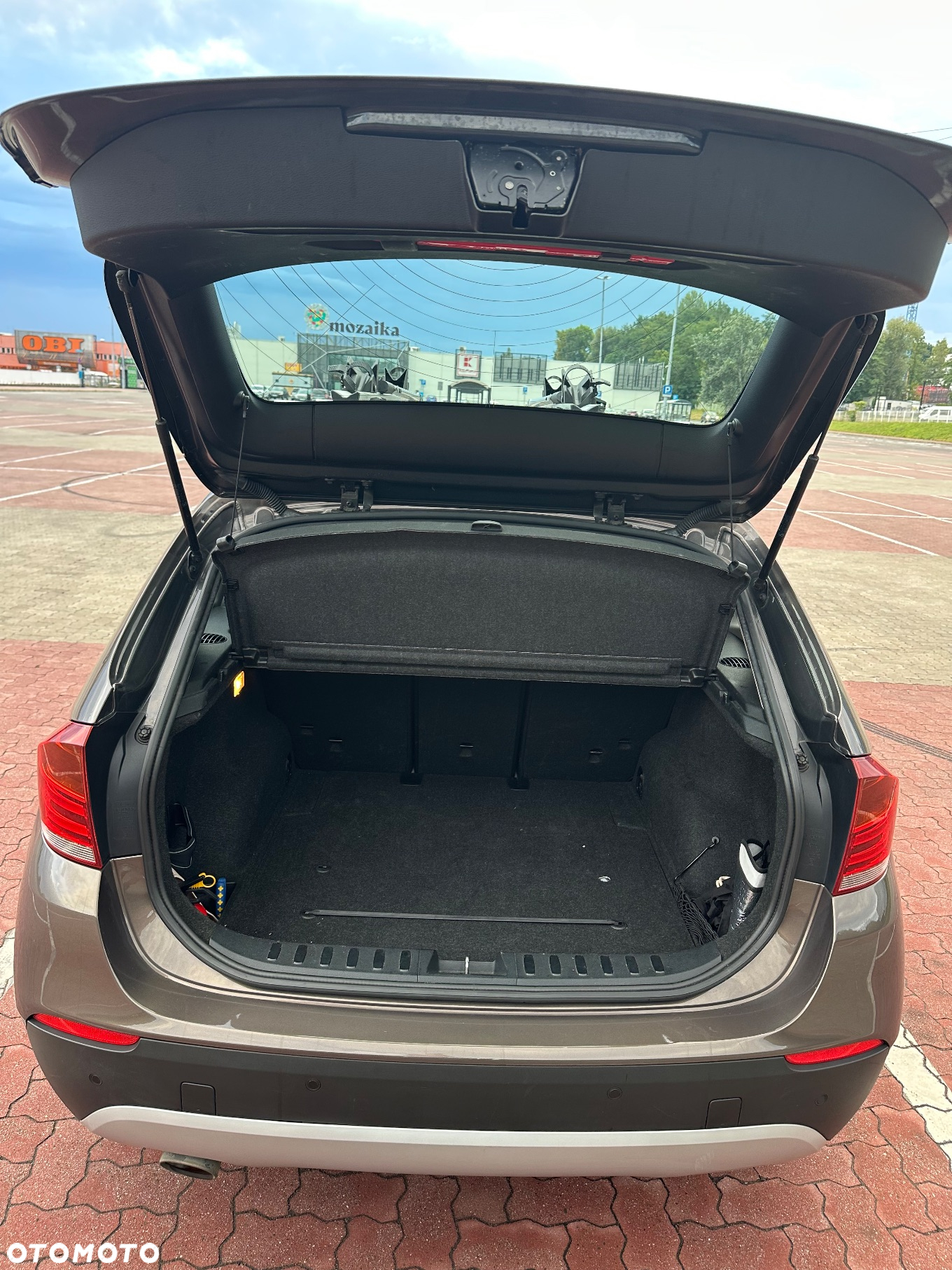 BMW X1 xDrive18d - 13