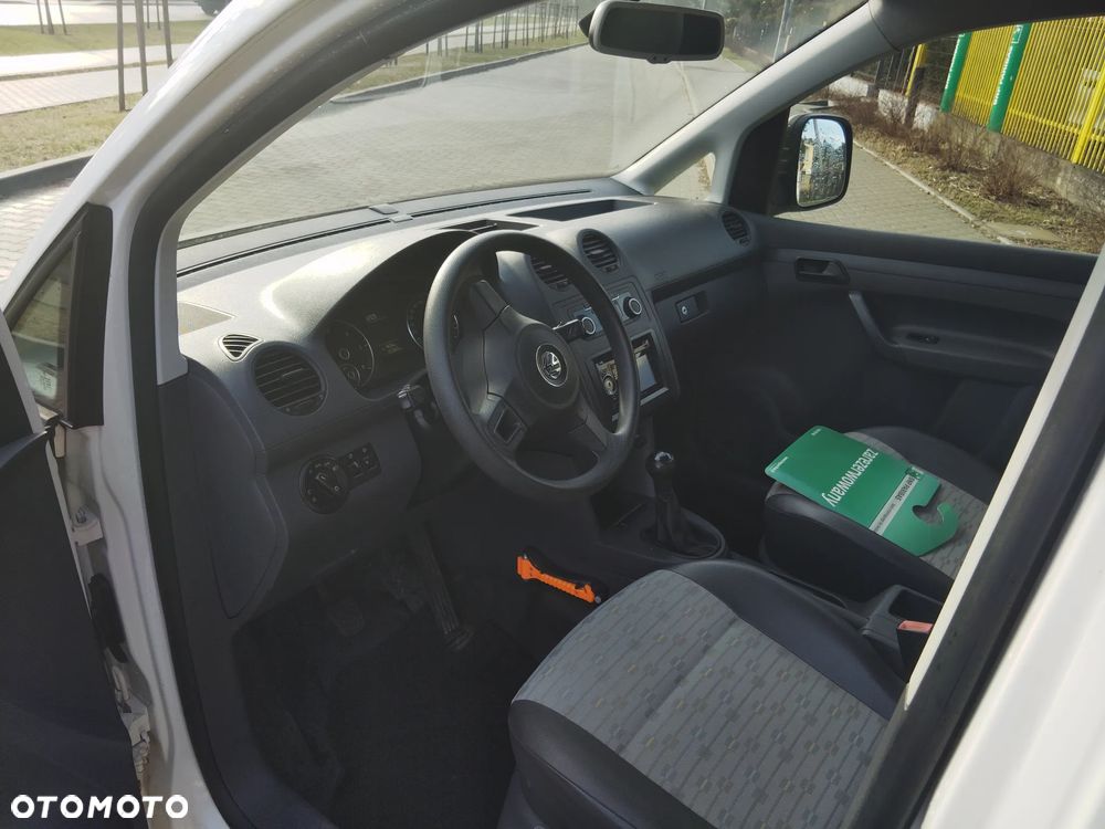 Volkswagen Caddy - 23
