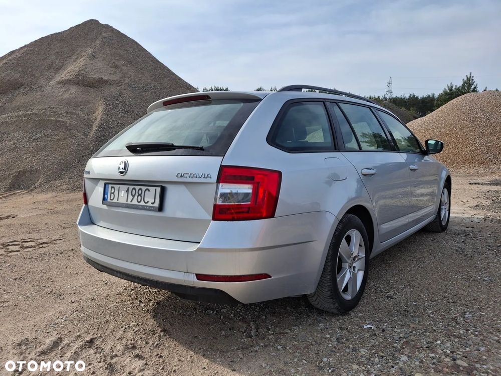 Skoda Octavia 1.6 TDI Ambition - 4