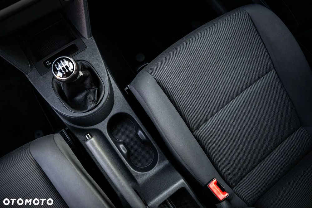 Volkswagen Touran 1.9 TDI DPF Conceptline - 15