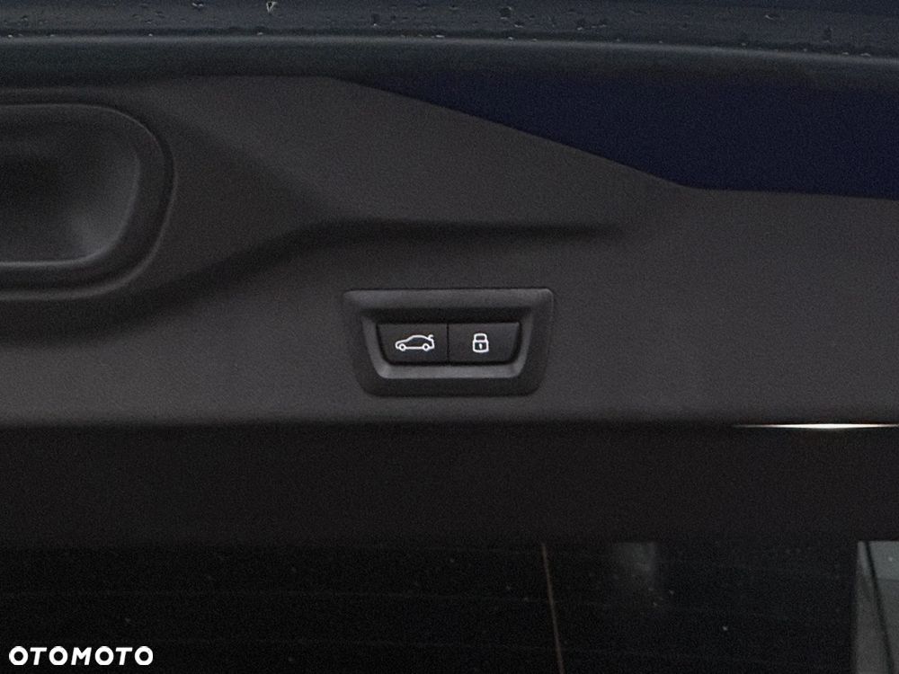 BMW X5 M M60i xDrive - 17