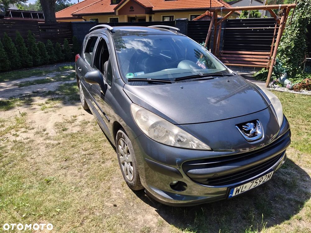 Peugeot 207 - 7