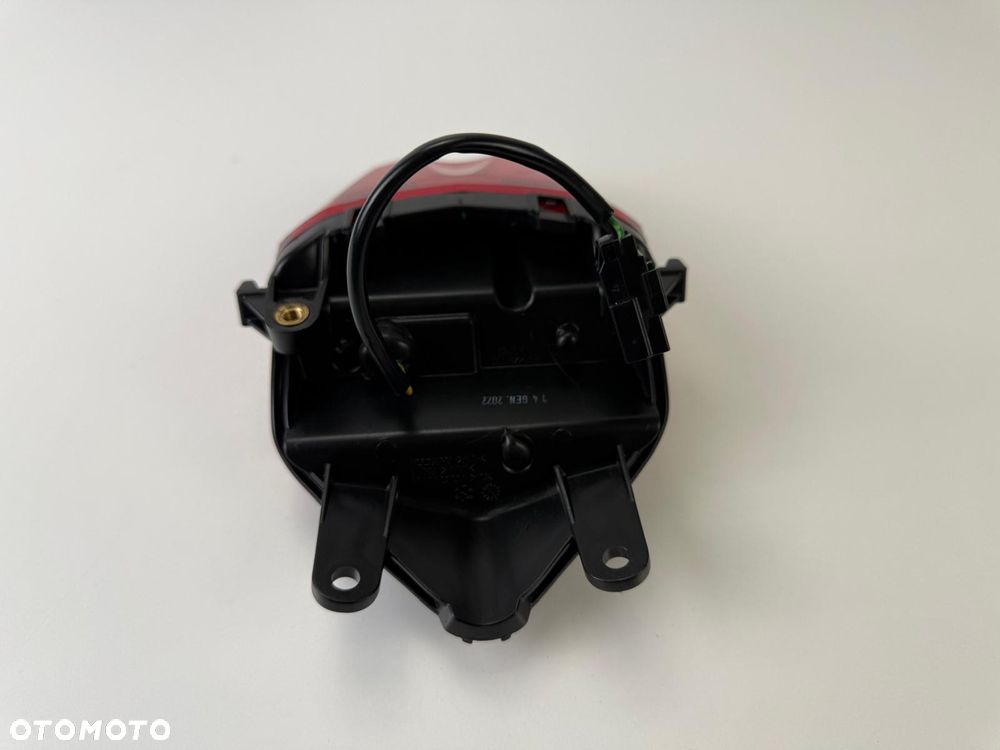 Tylna lampa Triumph Street Triple 765 RS 2023+ - 14