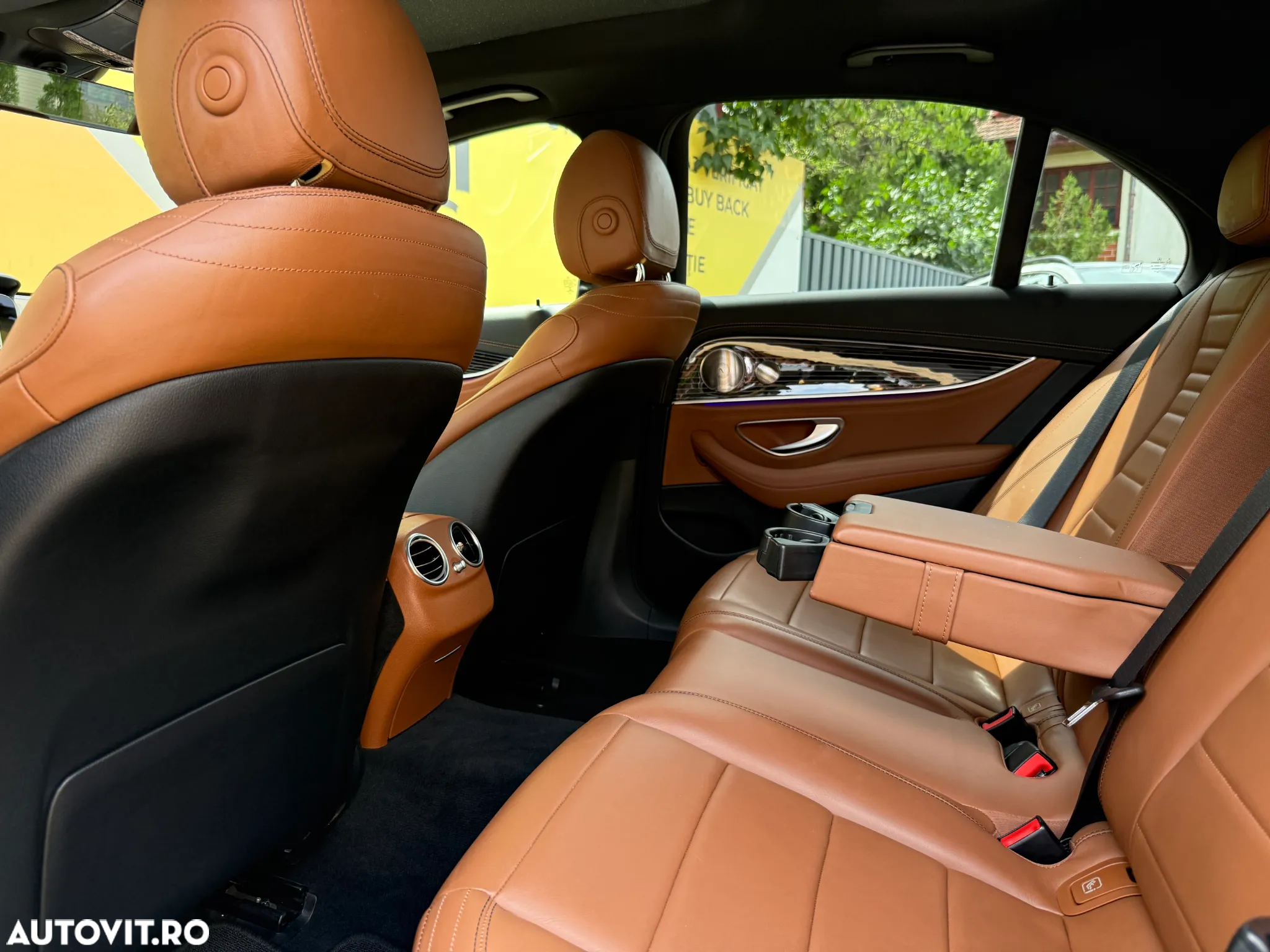 Mercedes-Benz E 300 T 9G-TRONIC AMG Line - 10