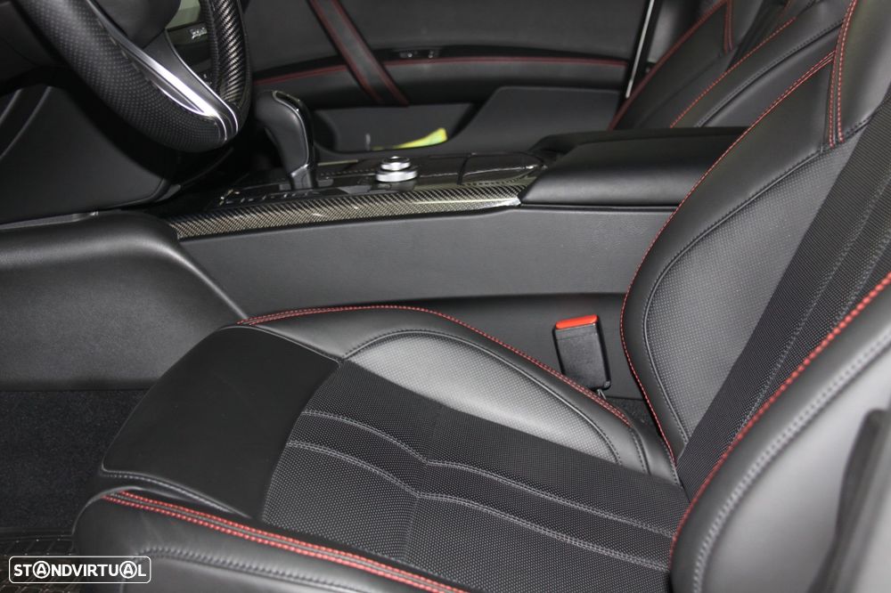 Maserati Ghibli - 35