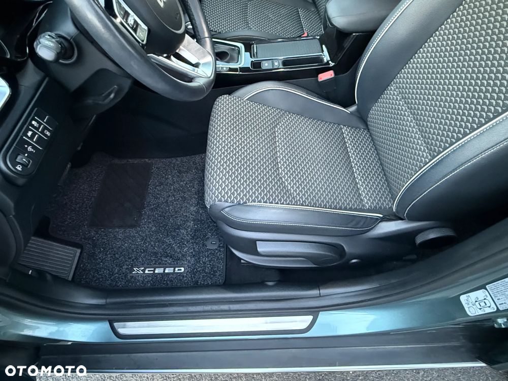 Kia XCeed 1.5 T-GDI L DCT - 14
