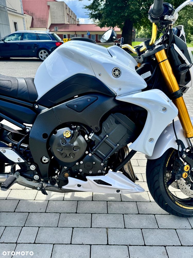 Yamaha FZ8 - 16