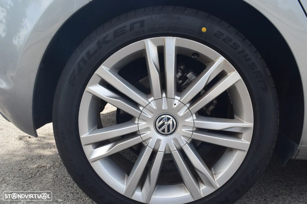VW Golf 1.6 TDi Trendline BlueMotion - 15