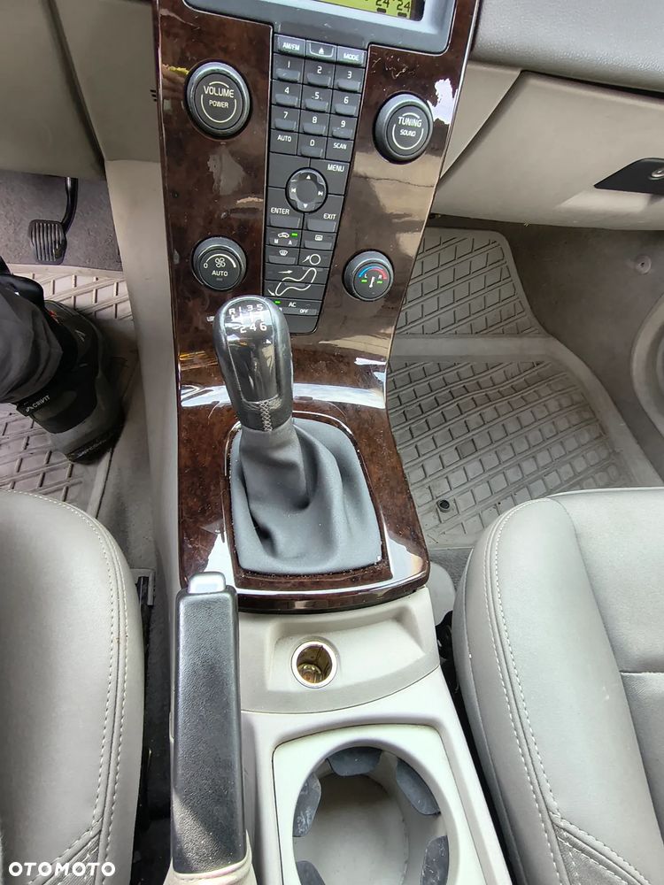 Volvo V50 - 20