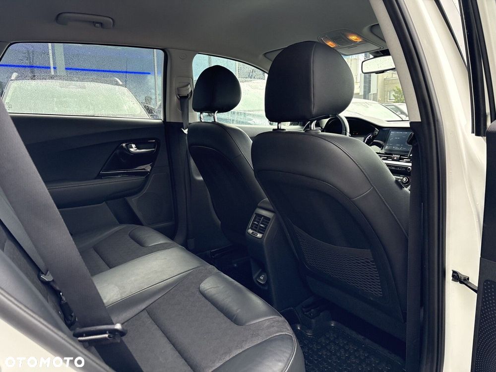 Kia Niro 1.6 GDI Hybrid L - 27