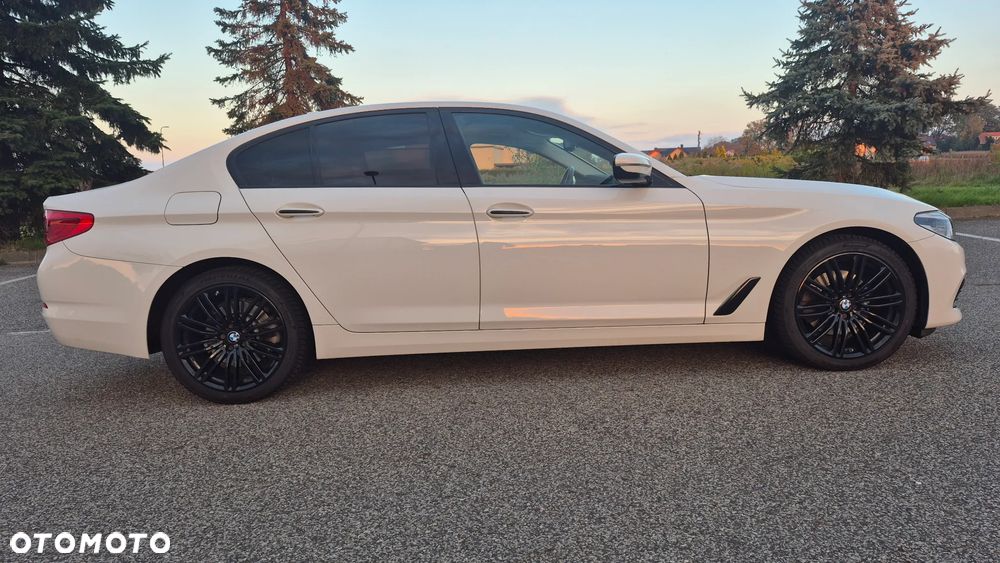 BMW Seria 5 520d Luxury Line - 6