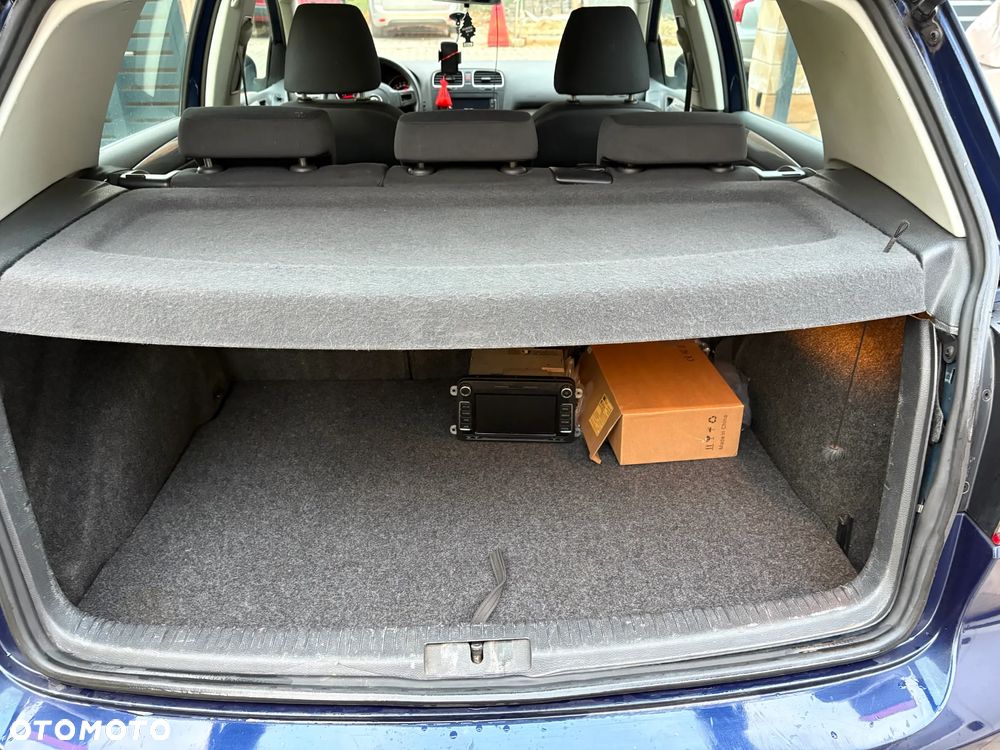 Volkswagen Golf VI 1.6 TDI Comfortline - 5