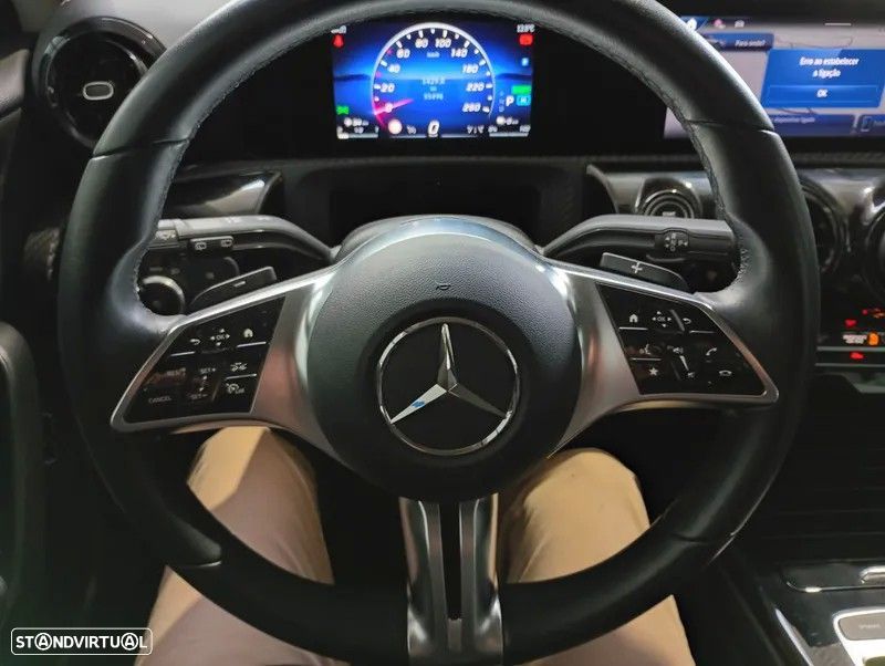 Mercedes-Benz A 250 e - 16