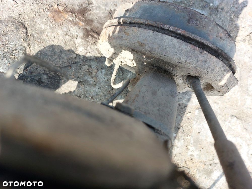 Belka tylna TYŁ PEUGEOT 206 1998-2010 HATCHBACK BEZ ABS - 2