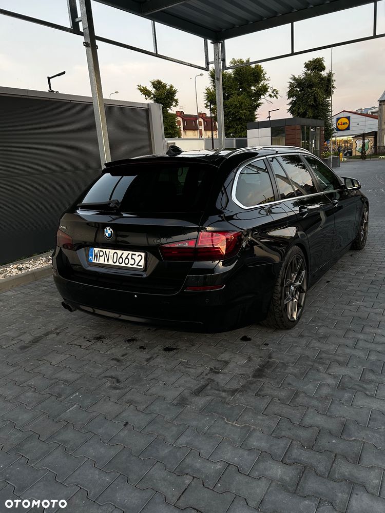 BMW Seria 5 520d xDrive - 5