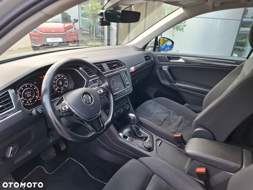 Volkswagen Tiguan - 10