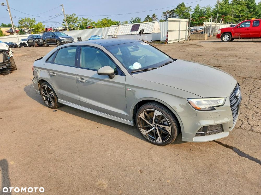 Audi A3 Limousine 40 TFSI quattro S tronic S line - 3